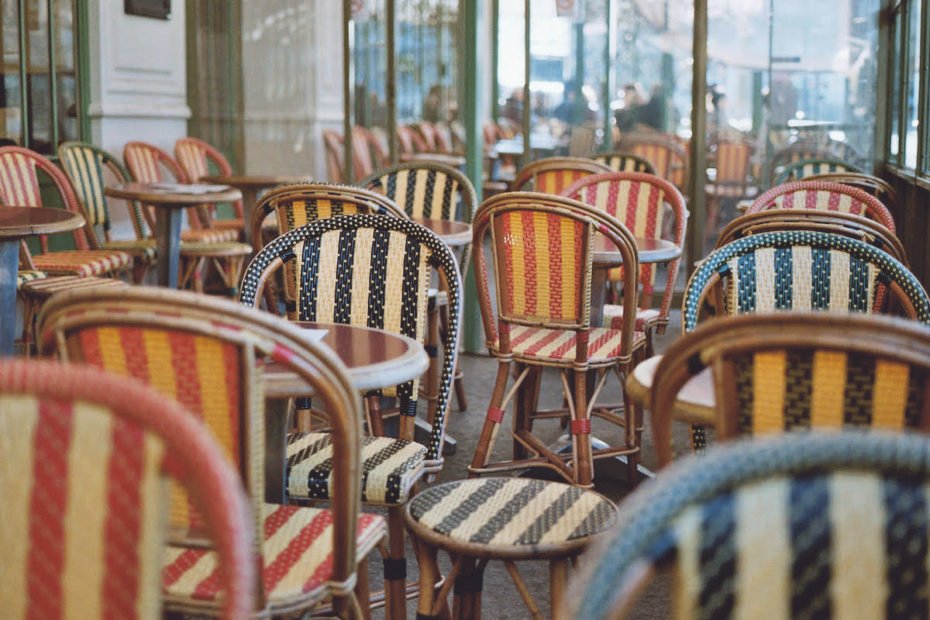 Cafe Chairs Manufacturer