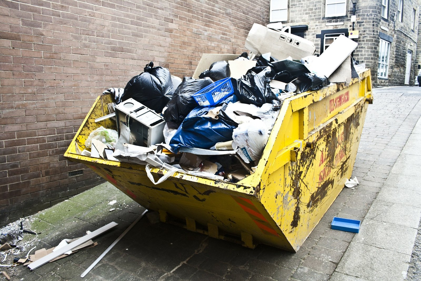 Top 5 Benefits of Using Skip Hire for Home Renovation in Melbourne