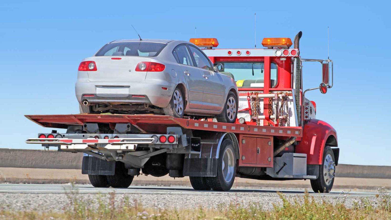 professional flatbed towing services in Lehigh Acres FL