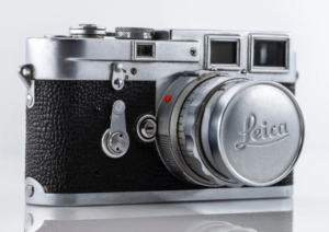 leica camera price in pakistan