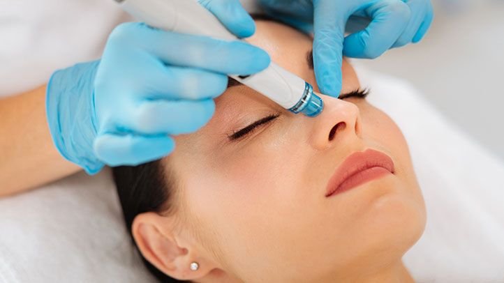 Get Glowing Skin with Hydrafacial in Dubai