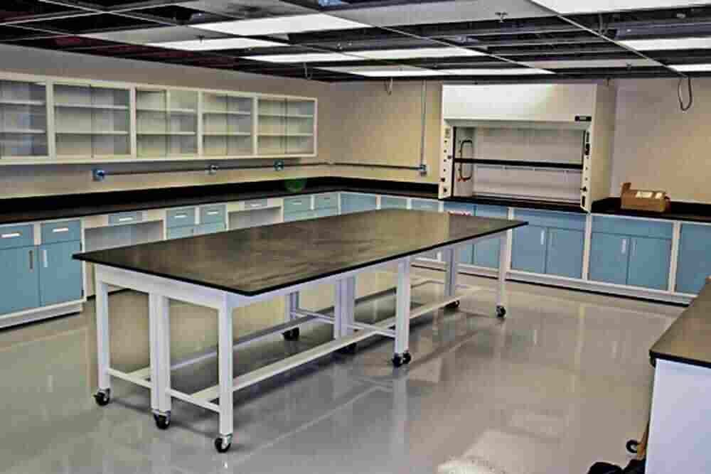 Stainless Steel Lab Cabinets and Furniture