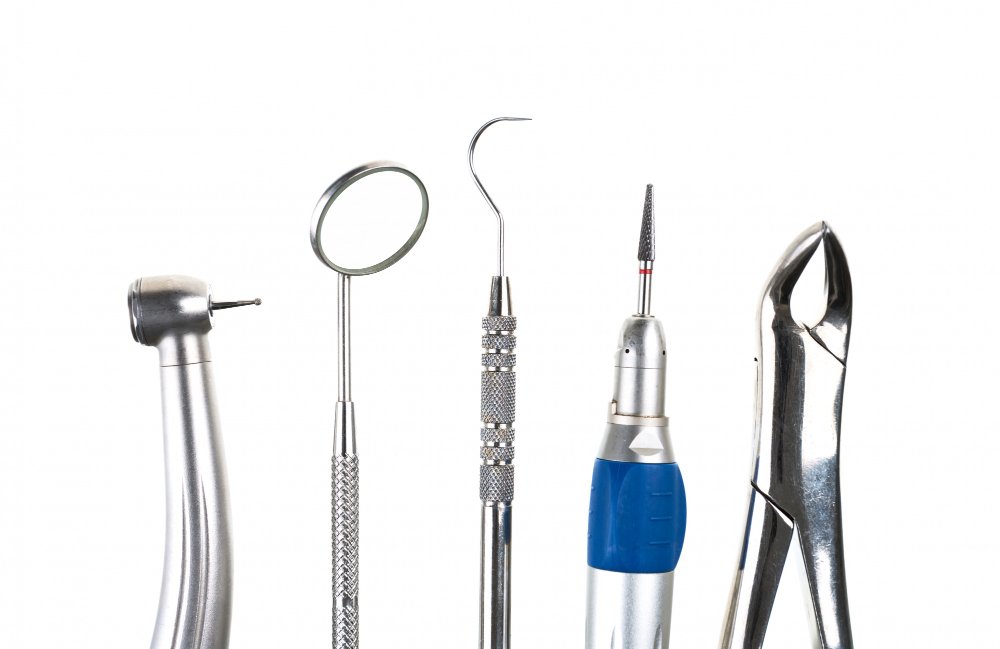 Essential-Dental-Instruments