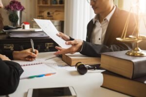law jobs in London UK