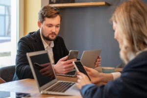 why-global-brands-hire-ios-app-developers-from-quytech