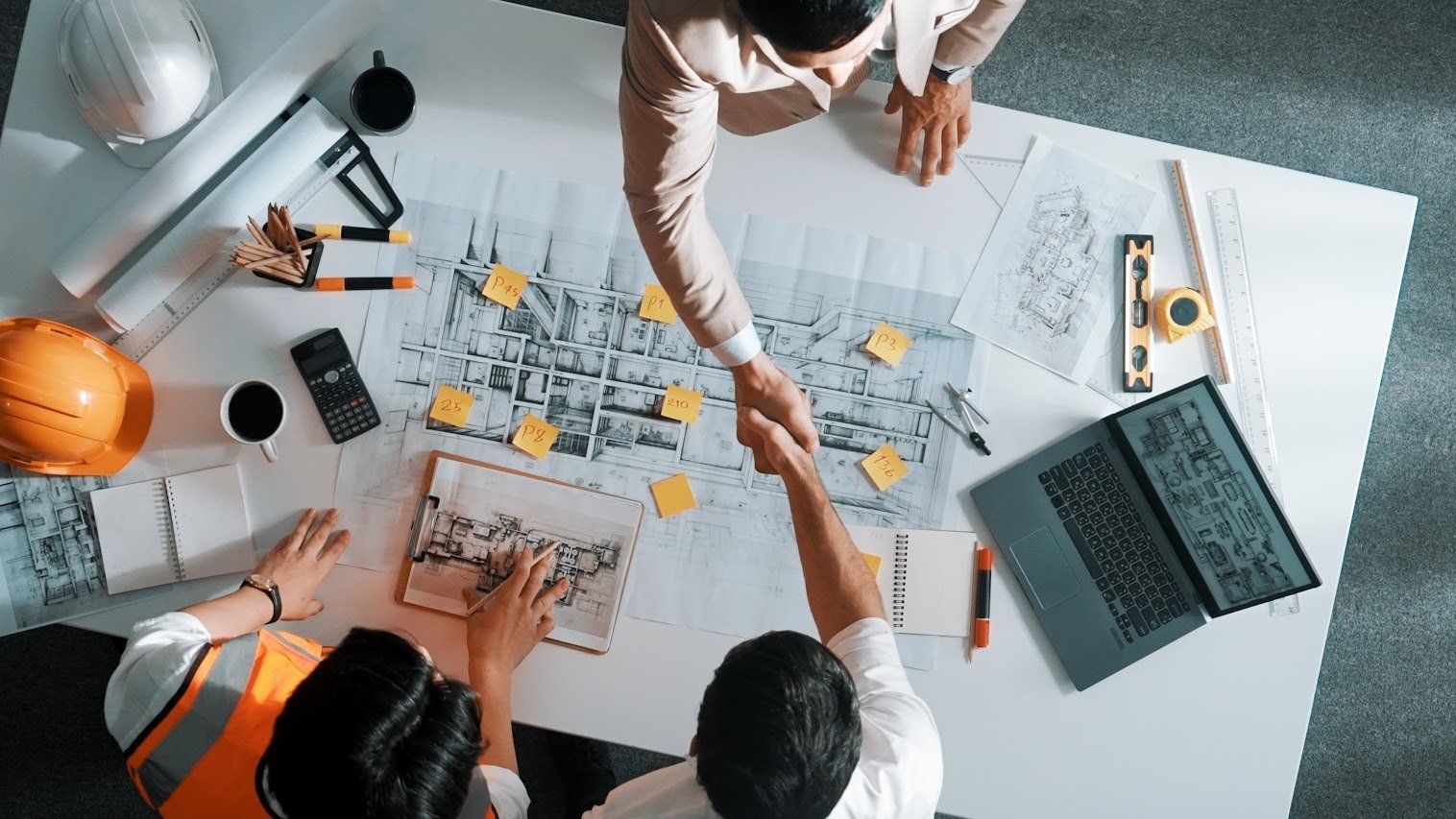 IT Support for Constructio