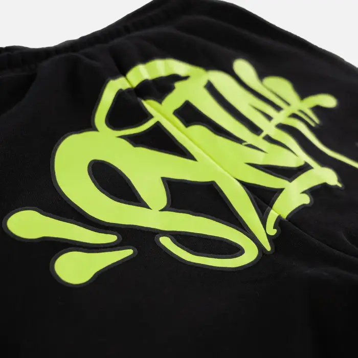 Syna World Tracksuit: The Ultimate Streetwear Power Move