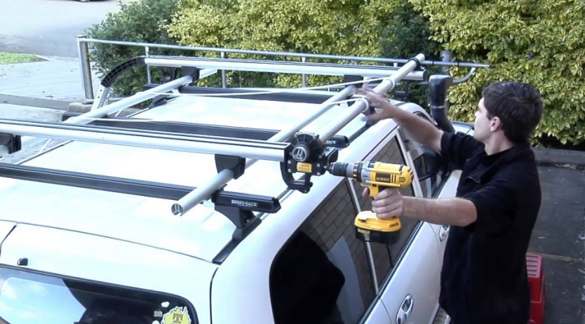 The Complete Guide to Safely Securing Loads on Your Roof Rack