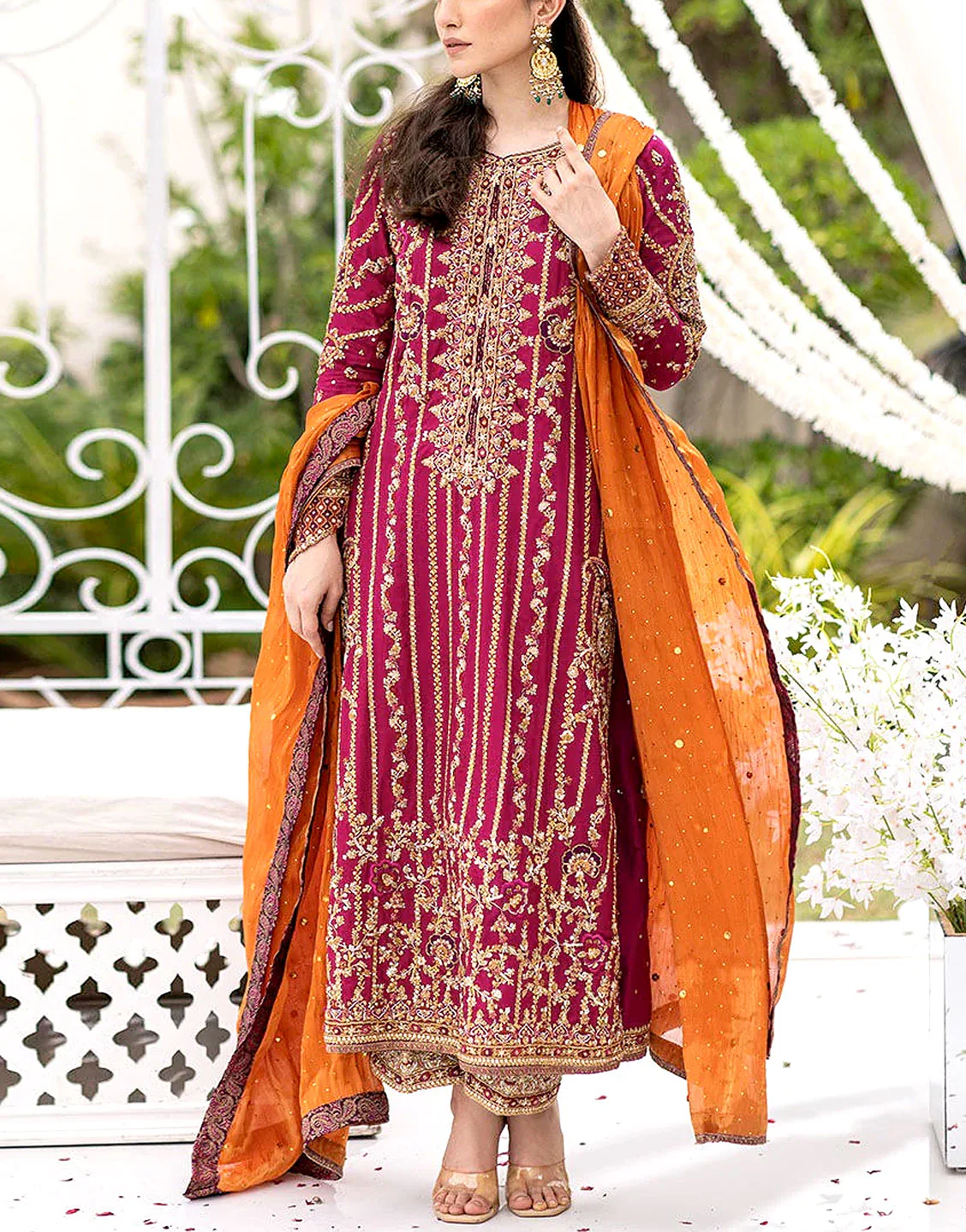 Modern Pakistani Women’s Clothes That Blend Tradition & Trend