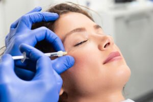 How PRP Treatment Targets Dark Under-Eyes