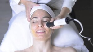 Is OxyGeneo Facial Recommended by Dermatologists?