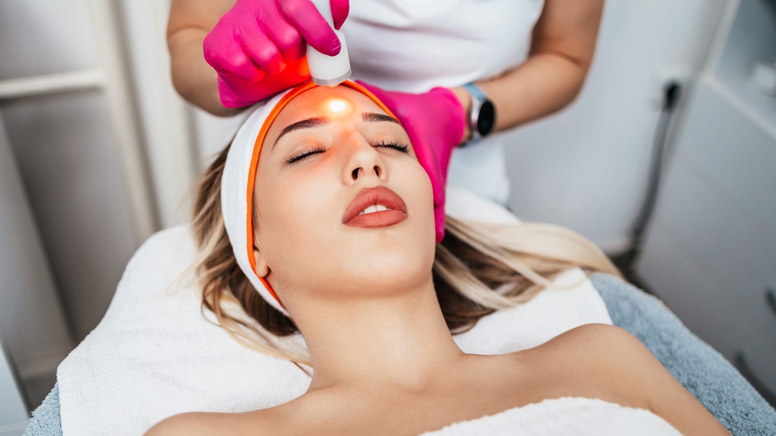 What Makes Fractional CO2 Laser Treatment Unique?