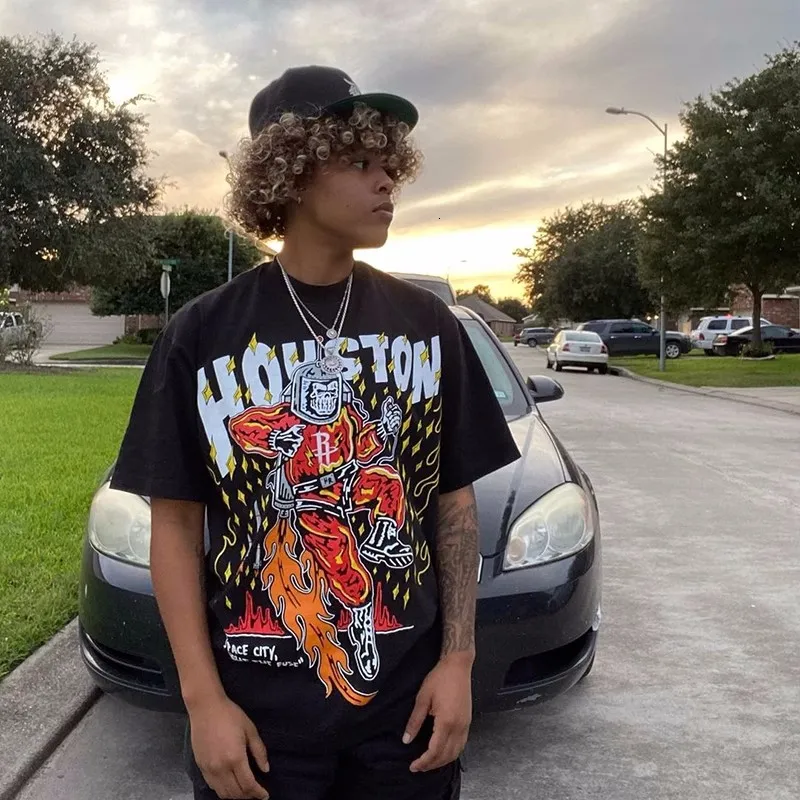Warren Lotas Hoodie A Cult Streetwear Symbol Blending