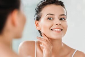 How Jawline Filler Works to Contour Your Face