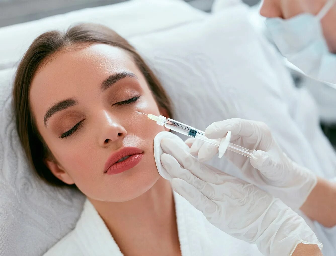 How Skin Booster Injections Revive Dull, Dry Skin