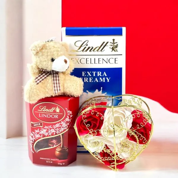 Send Valentine’s Day Gifts to Canada