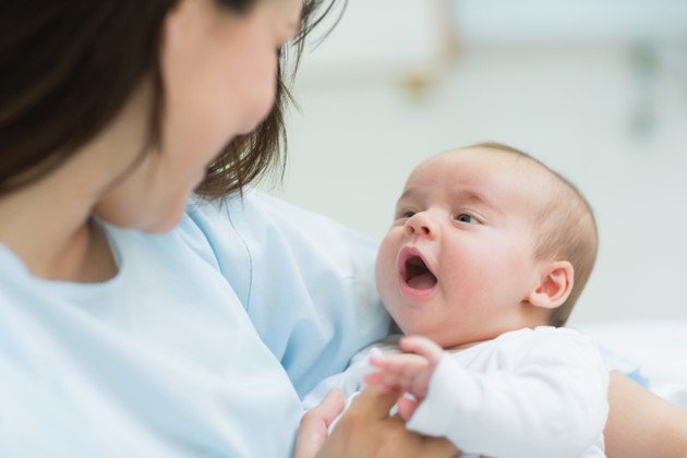 What Are the Benefits of a Nurse for Newborns at Home?