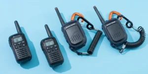 walkietalkies-2048px-04303-2x1-1