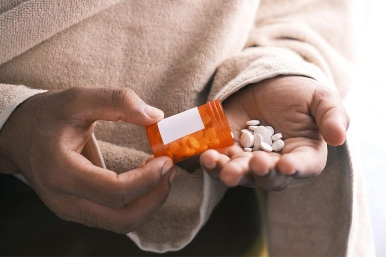 What Are the Benefits of Antibiotics at Home in Abu Dhabi?