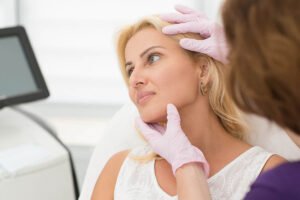 How Enfield Royal Clinic Abu Dhabi Uses Modern Tech