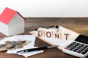 2 BHK Flat in Noida