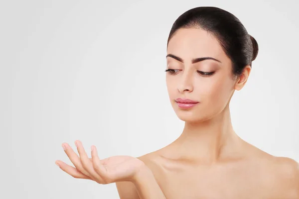 What Makes Facelift Surgery Effective?