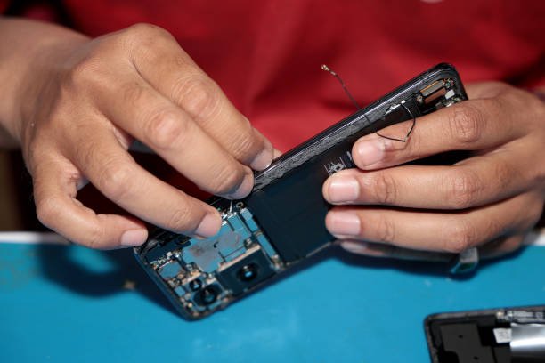 phone repair in Bedford