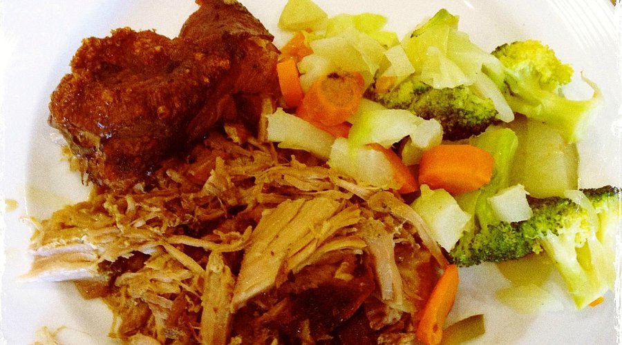 Los Hermanos Dominican Restaurant & Catering